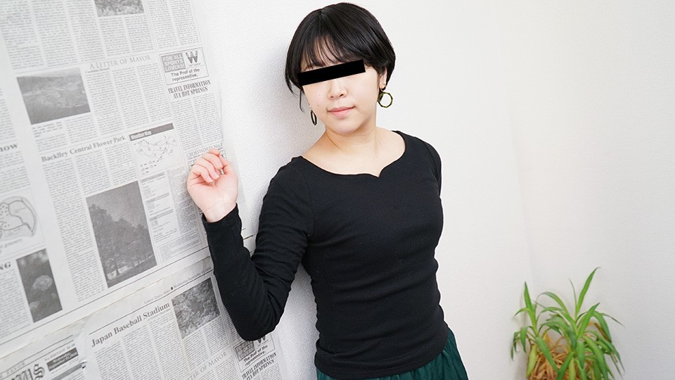 【10musume-072923_01】篠塚しほ：男友在家的骚货痴迷帅气大叔！玩得超开的高清实录！