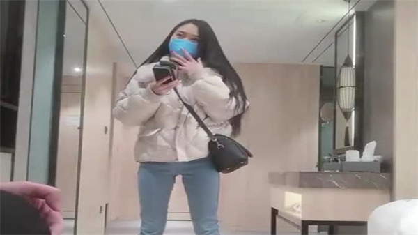 绿衣苗条妹子激情约啪，诱惑无限啪啪实录